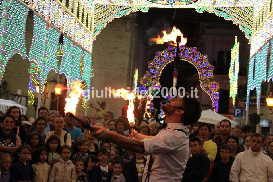 Giocoliere per Festa di Piazza by I Giullari del 2000