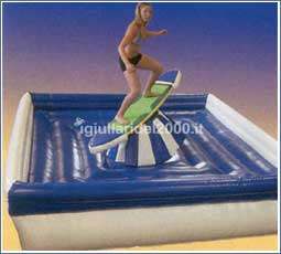 "Giostra Simulatrice di Surf"
