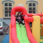 Gonfiabile-Scivolo-+-Recinto-Giochi