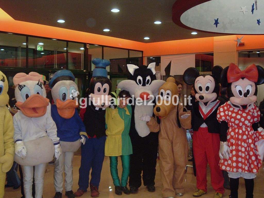 Attrazione "Cartoon's Show" per Centri Commerciali by I Giullari del 2000