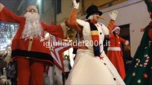 Parata Natalizia con Trampolieri e Musici by I Giullari del 2000